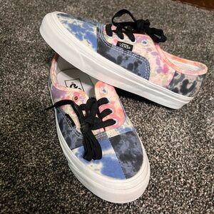 New Women's 6.5 Vans -Authentic, tye dye patchwork